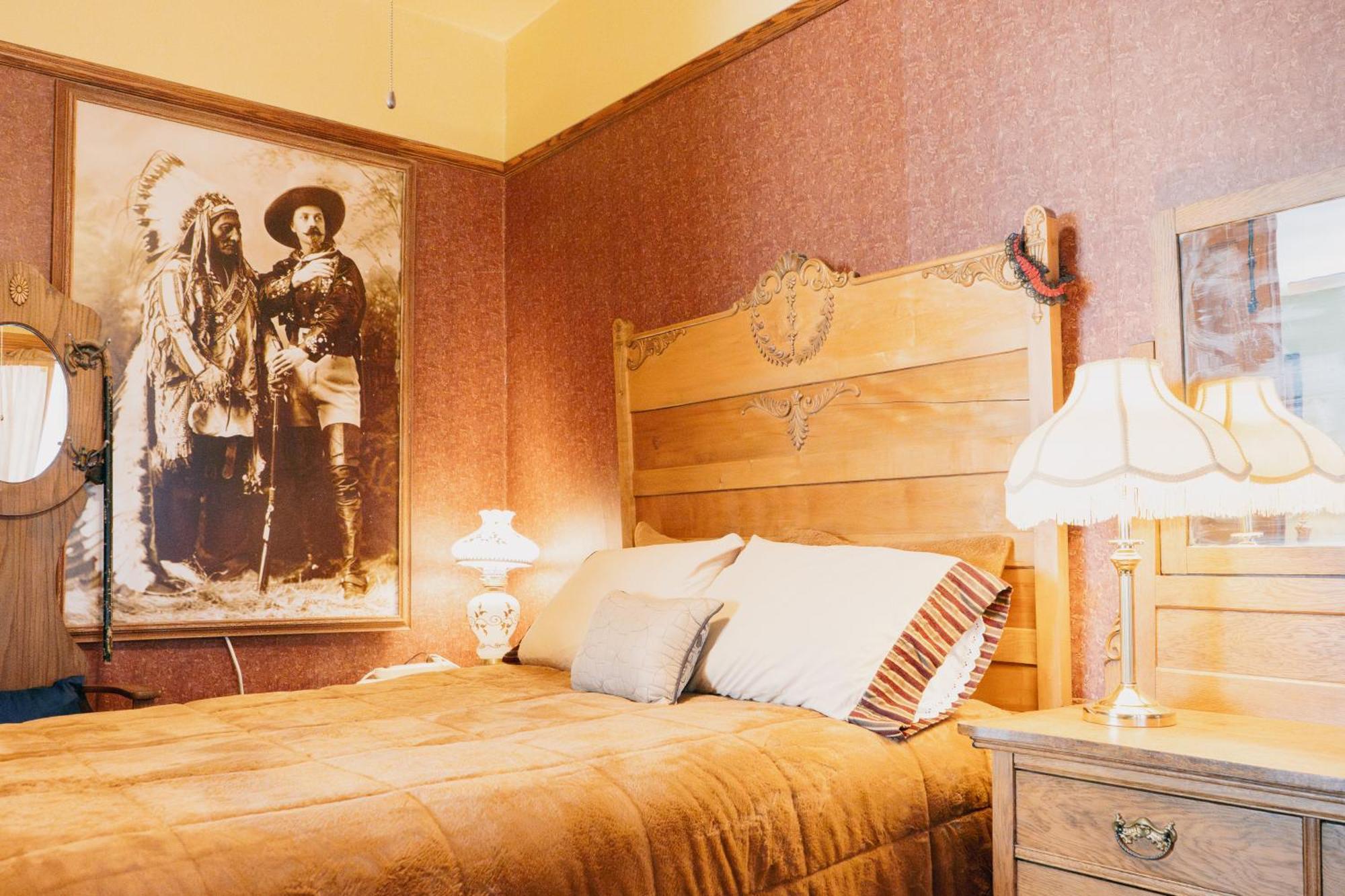 First Deadwood Cottages Ngoại thất bức ảnh
