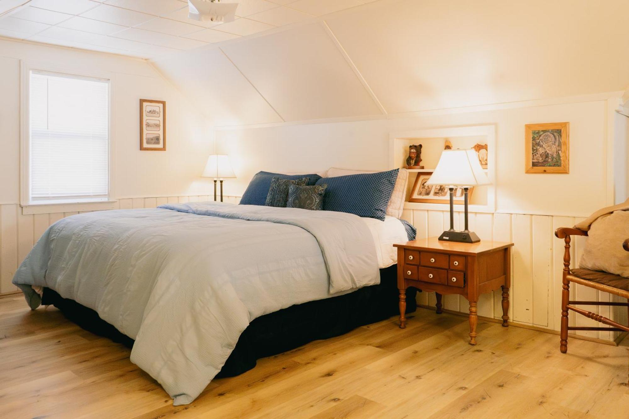 First Deadwood Cottages Ngoại thất bức ảnh